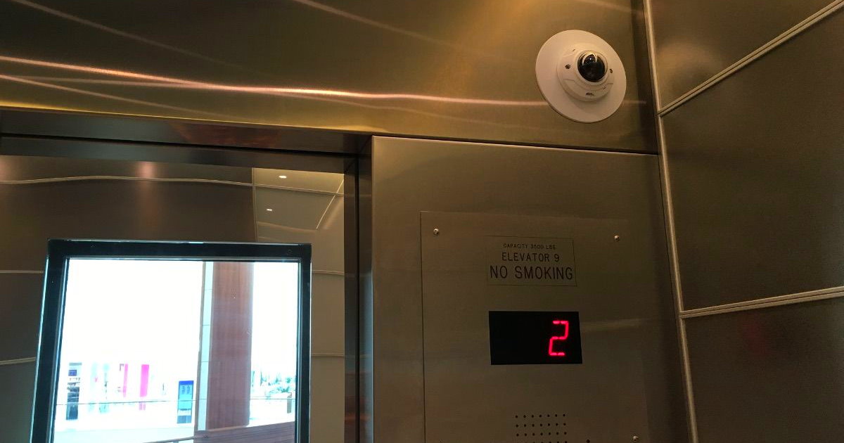 Видеонаблюдение в лифте Каспийск, установка камер по цене от 6312 руб.